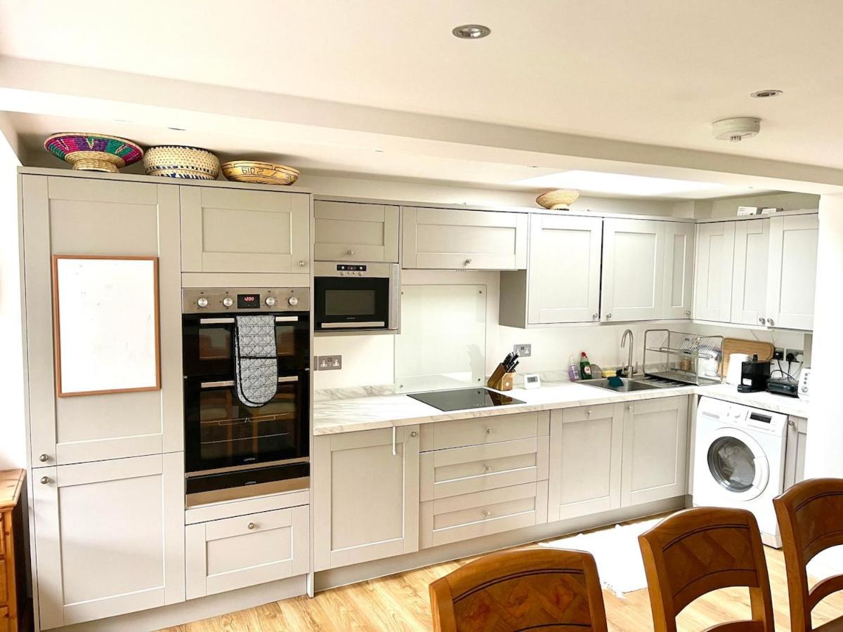 Bright, Modern, Spacious With Garden Londres